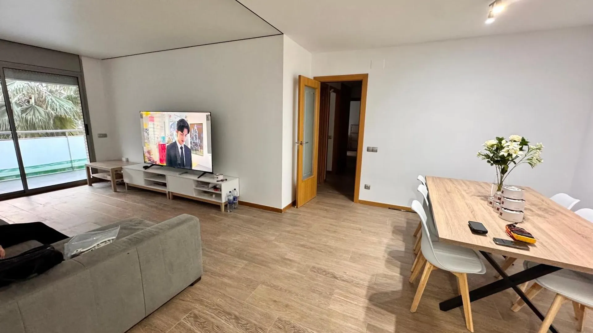 Apt Compartido Martirrena Badalona