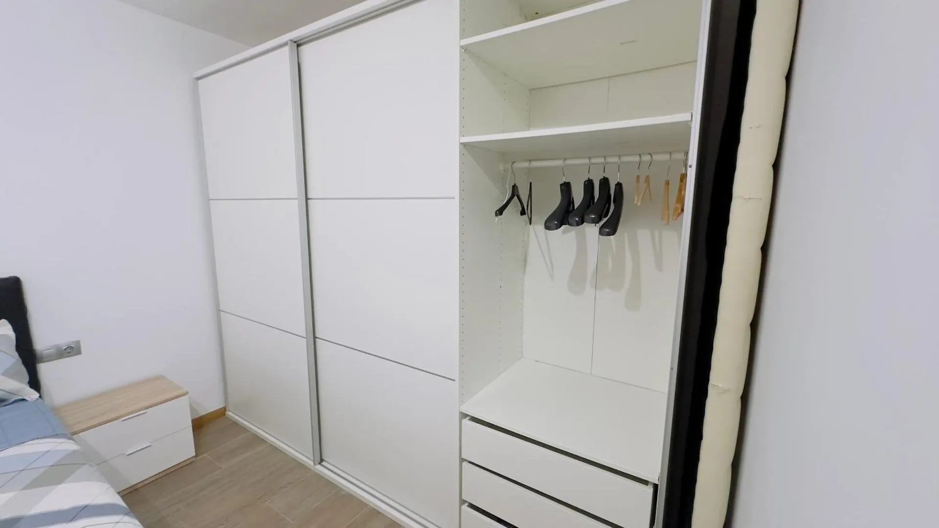 Apt Compartido Martirrena Badalona Spanyolország
